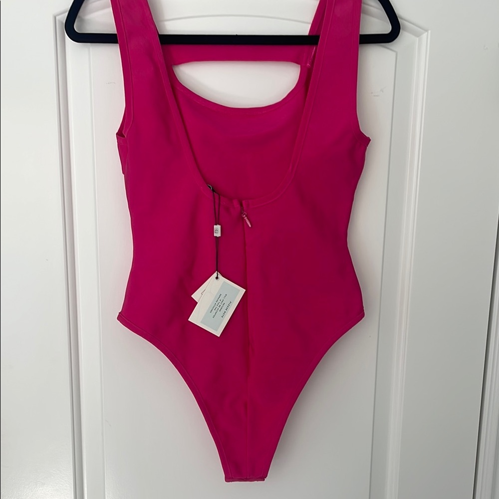 Pink bodysuit - Picture 3 of 5
